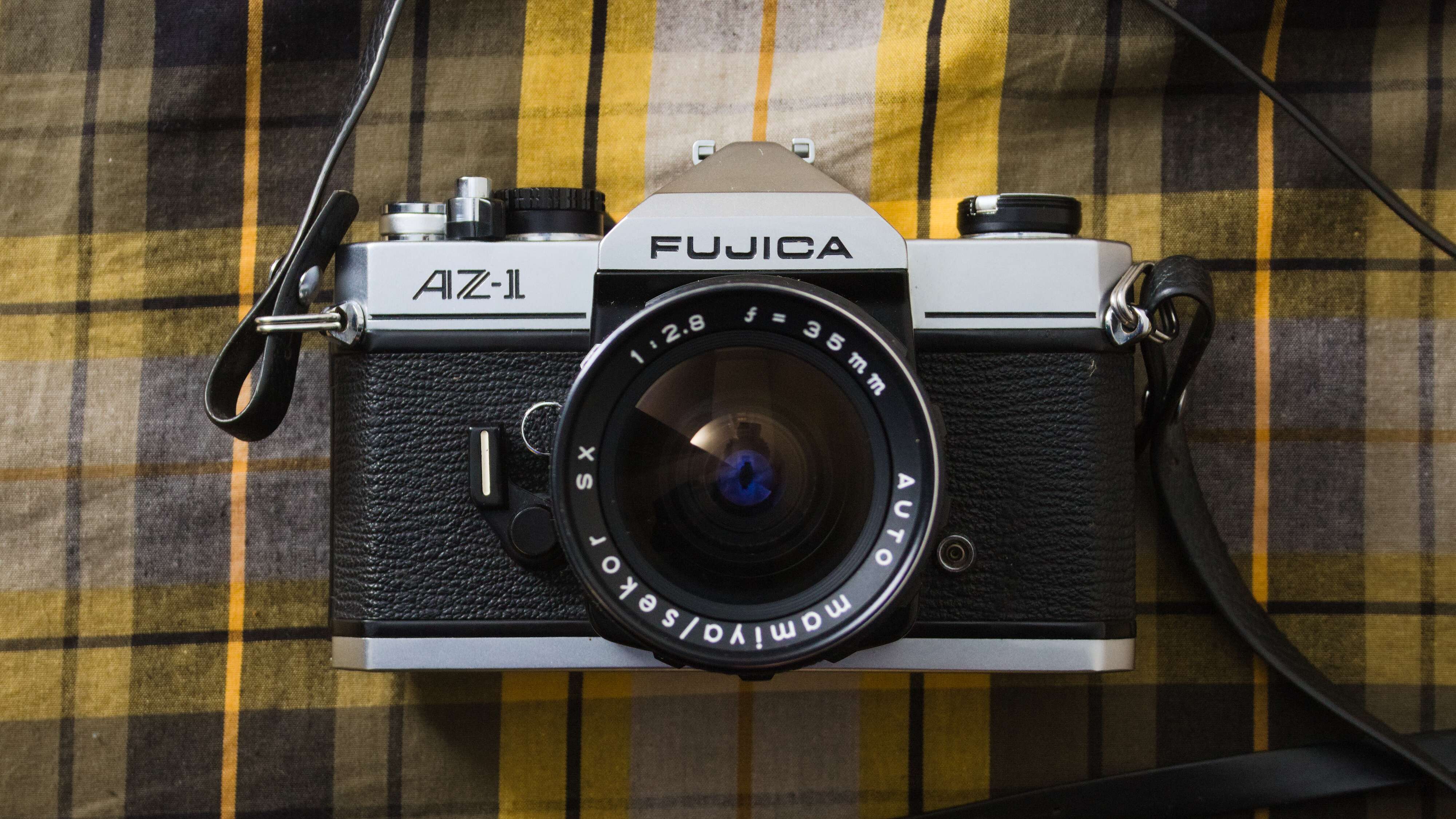 Wonderfully Odd: Fujica AZ-1 and the Mamiya Sekor Lens
