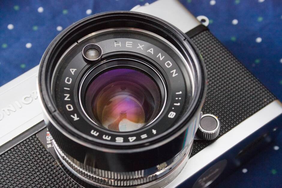 A closeup of the lens on the Konica Auto S2.